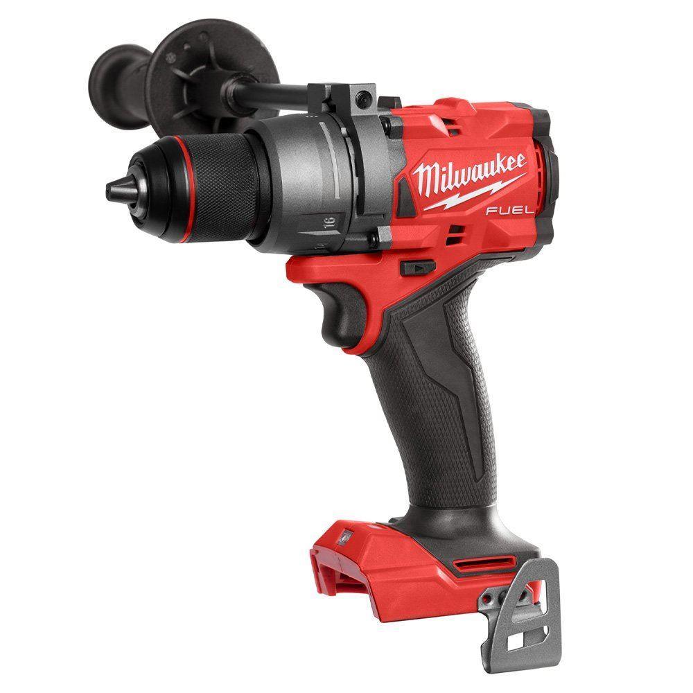 Milwaukee 18V 9 Piece Combo Kit with 3 x 5.0Ah Batteries & Charger & Accessory Set M18T4TKIT-4667