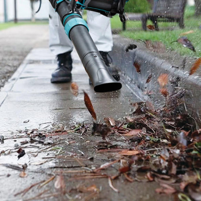 Makita UB004GZ 40V Max XGT Brushless Backpack Leaf Blower with 2 x 8.0Ah Battery & Charger
